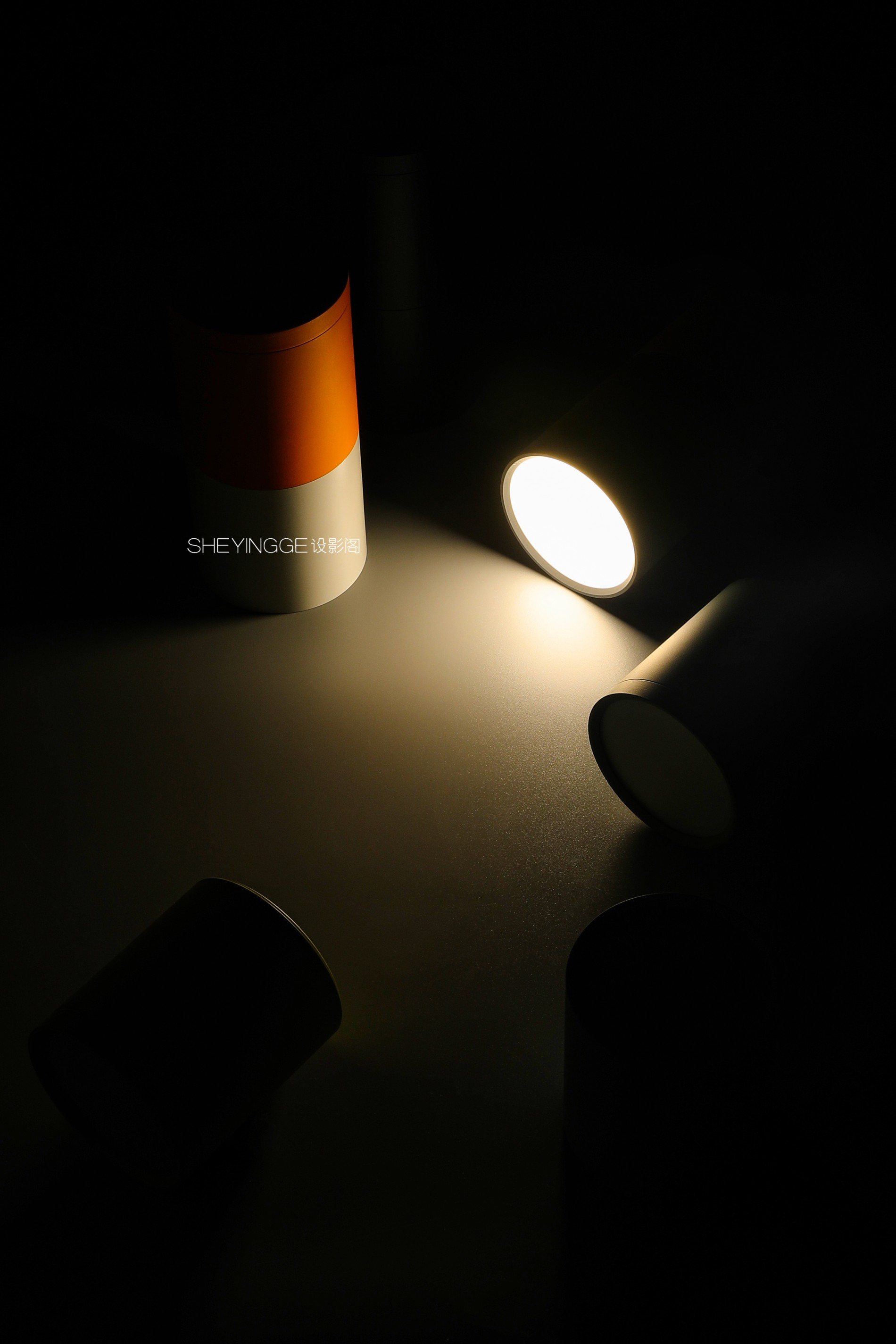 黑白灰商业照明 x 产品摄影