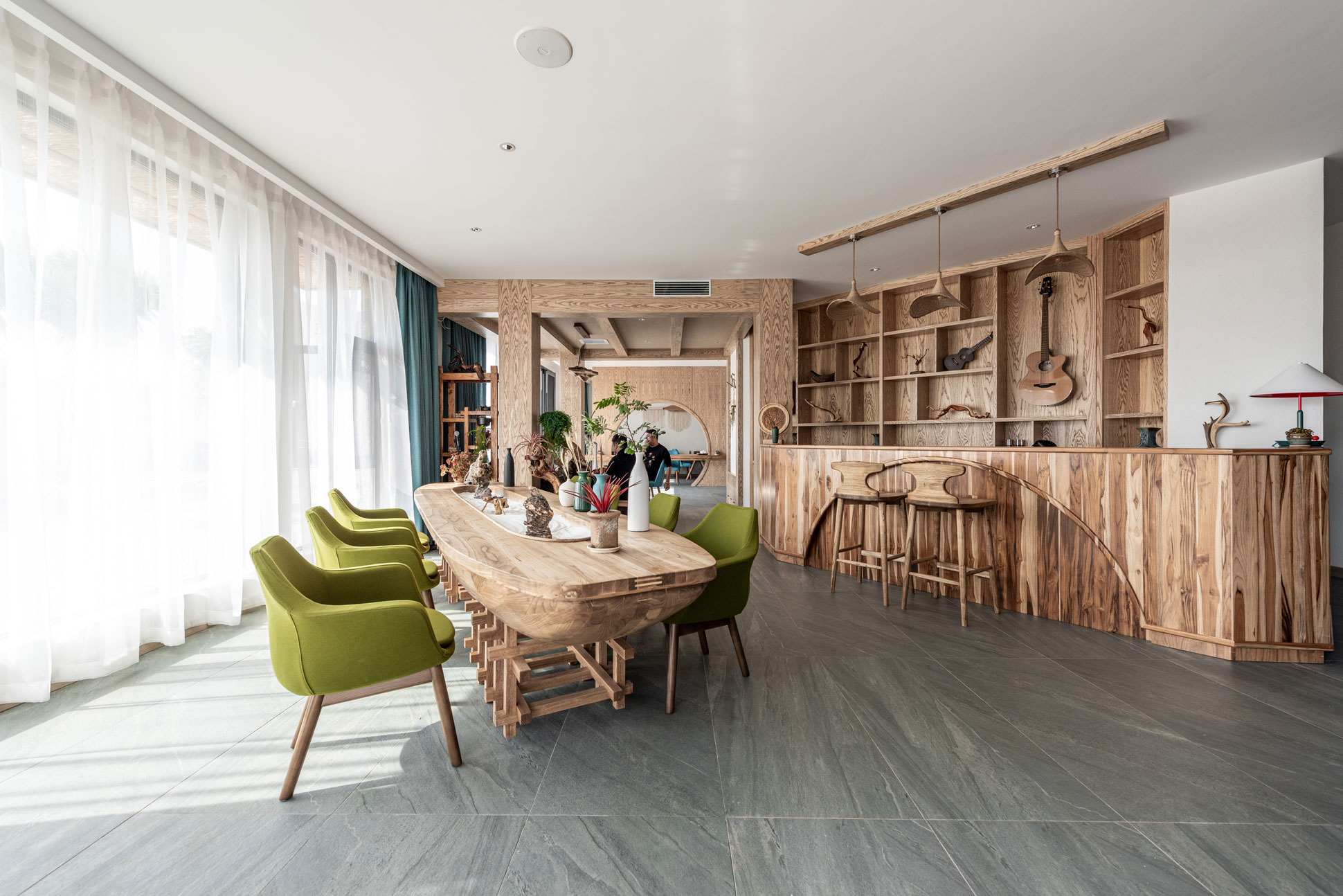 抚仙湖 · 阑珊宿海景民宿设计丨长空创作