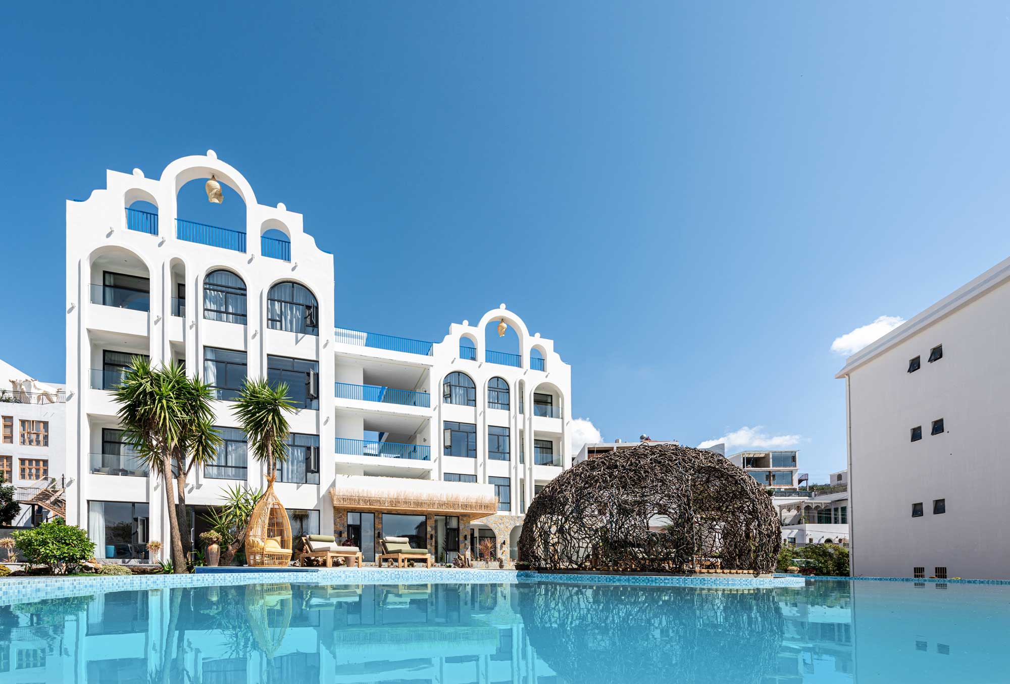 抚仙湖 · 阑珊宿海景民宿设计丨长空创作