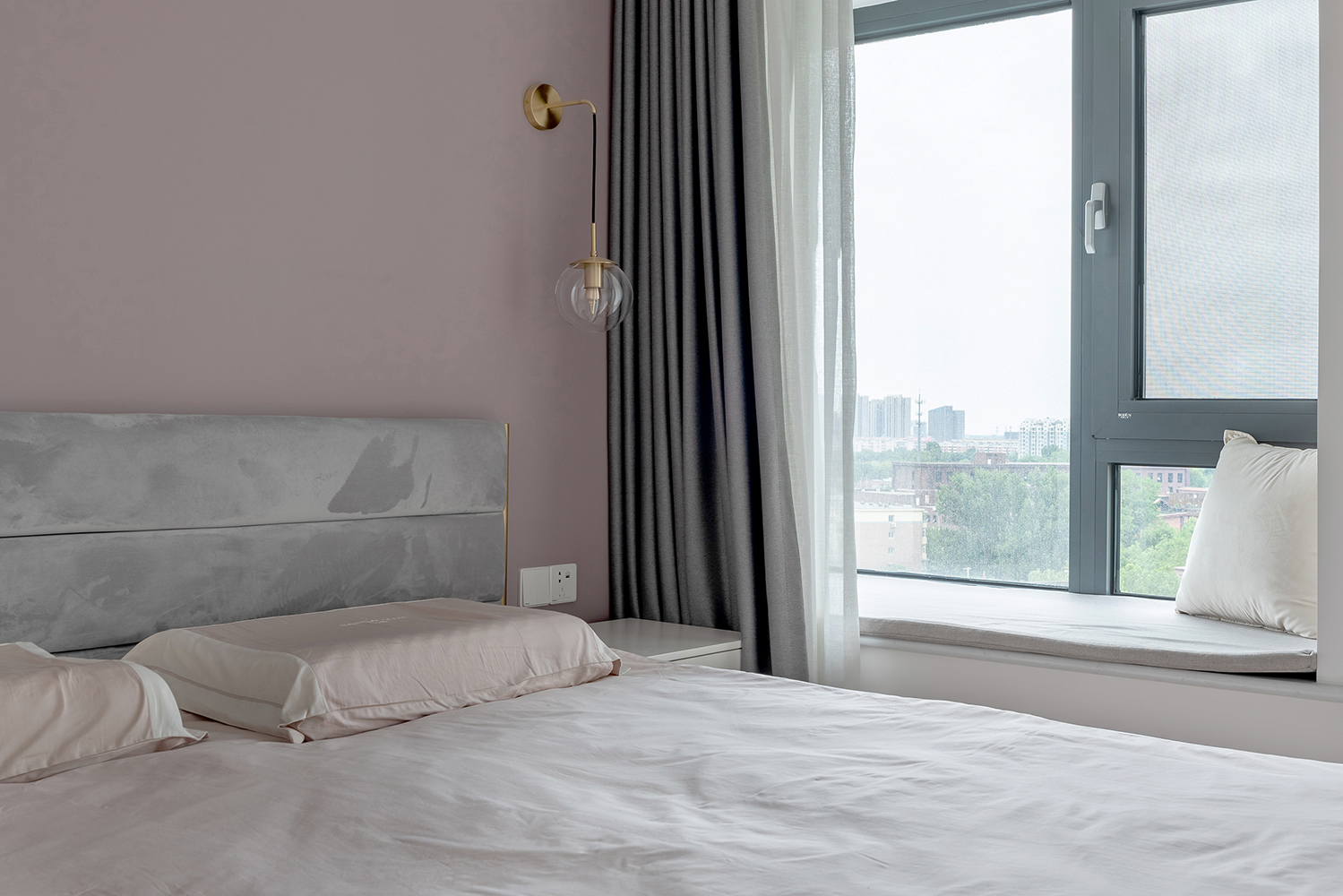 原木风客餐厅收纳颜值样样不少，邻居都来抄作业