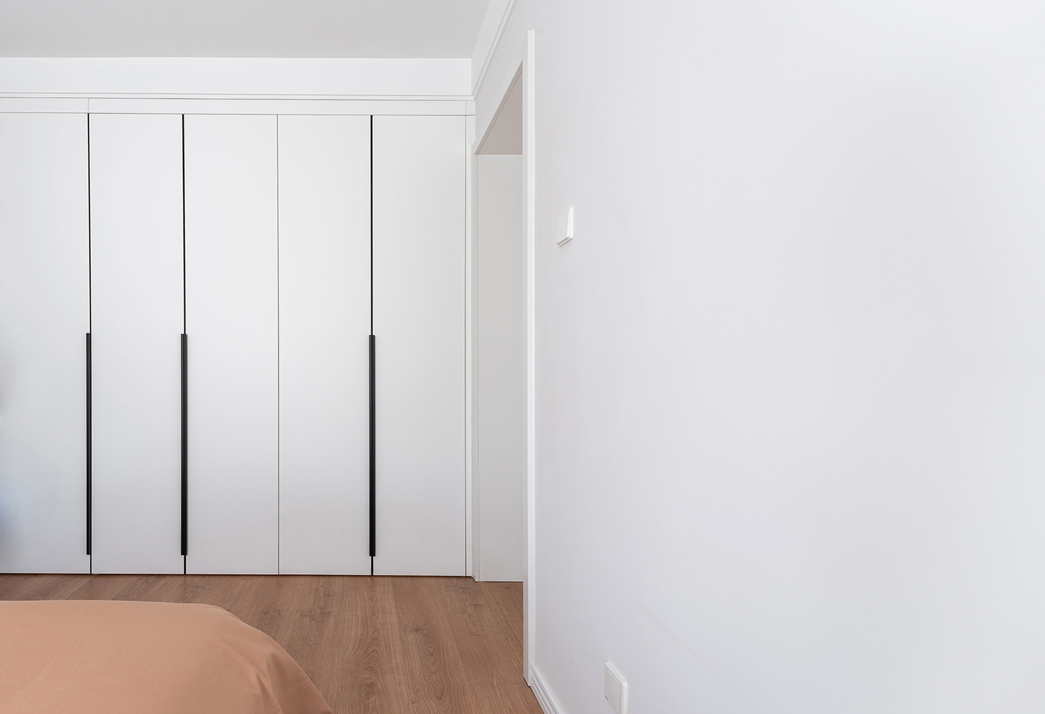 原木风客餐厅收纳颜值样样不少，邻居都来抄作业