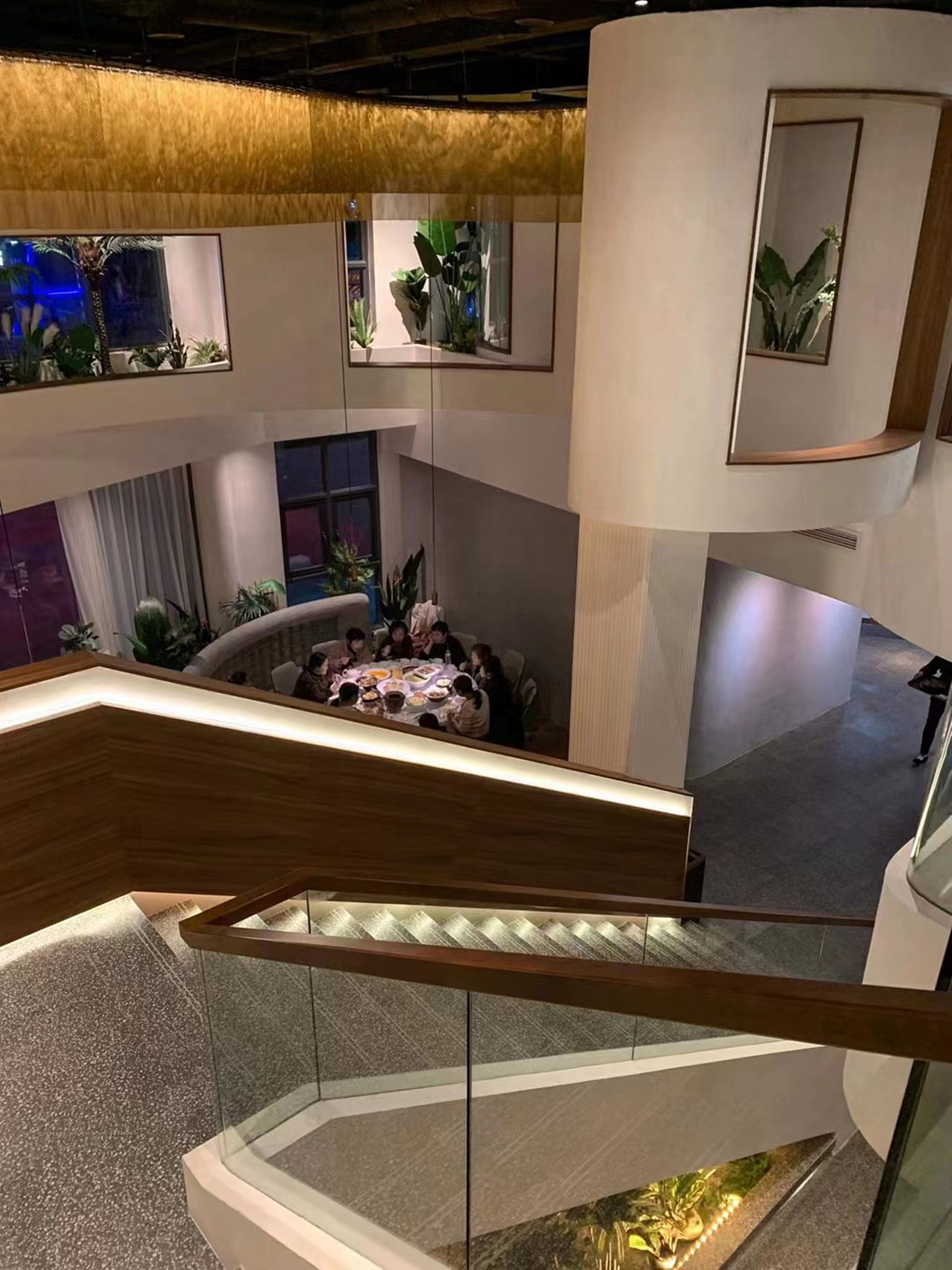 重庆很高兴见到你餐厅设计