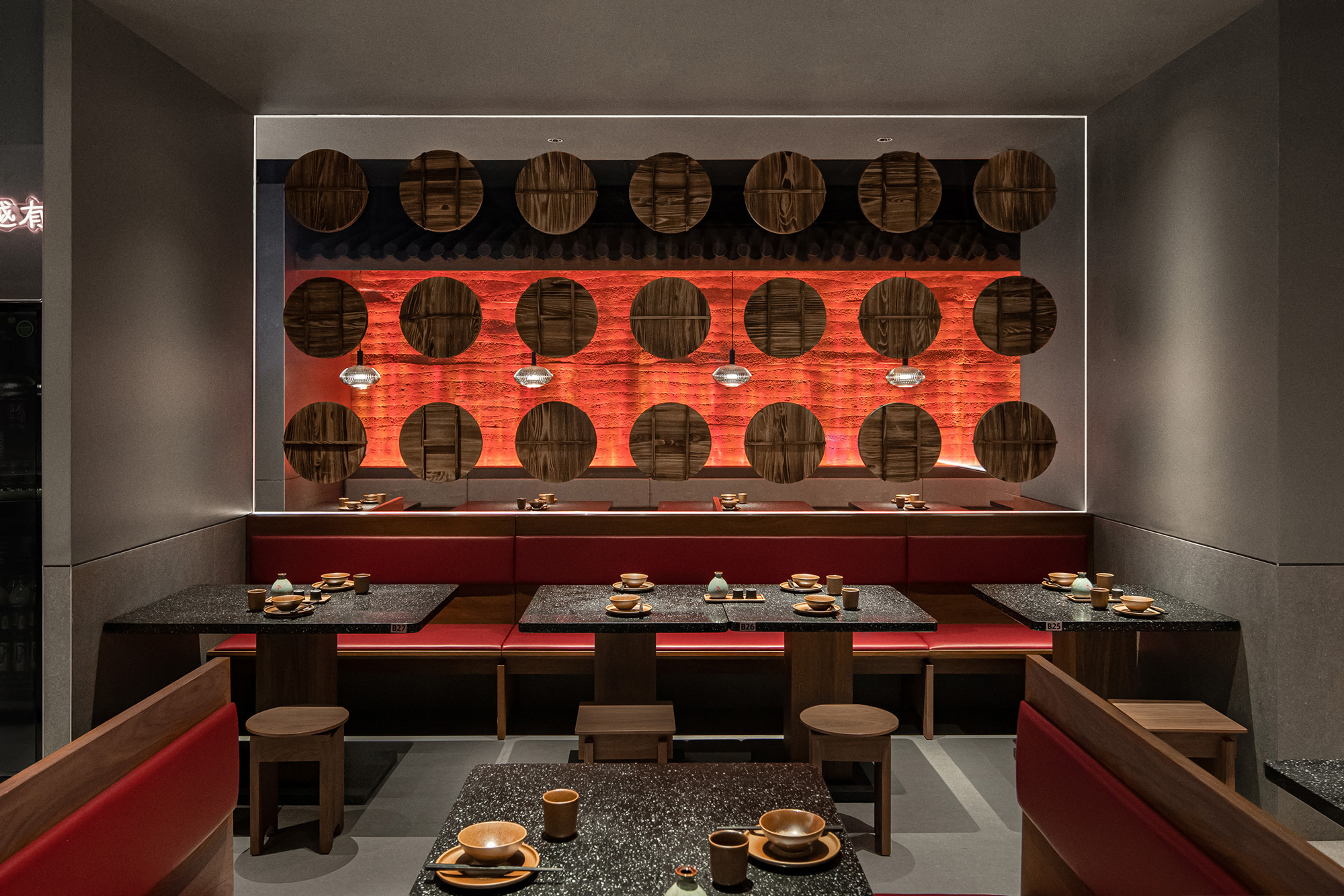 餐饮品牌全案设计，砂咕咕·砂锅小酒馆，砂锅配酒，自在我有