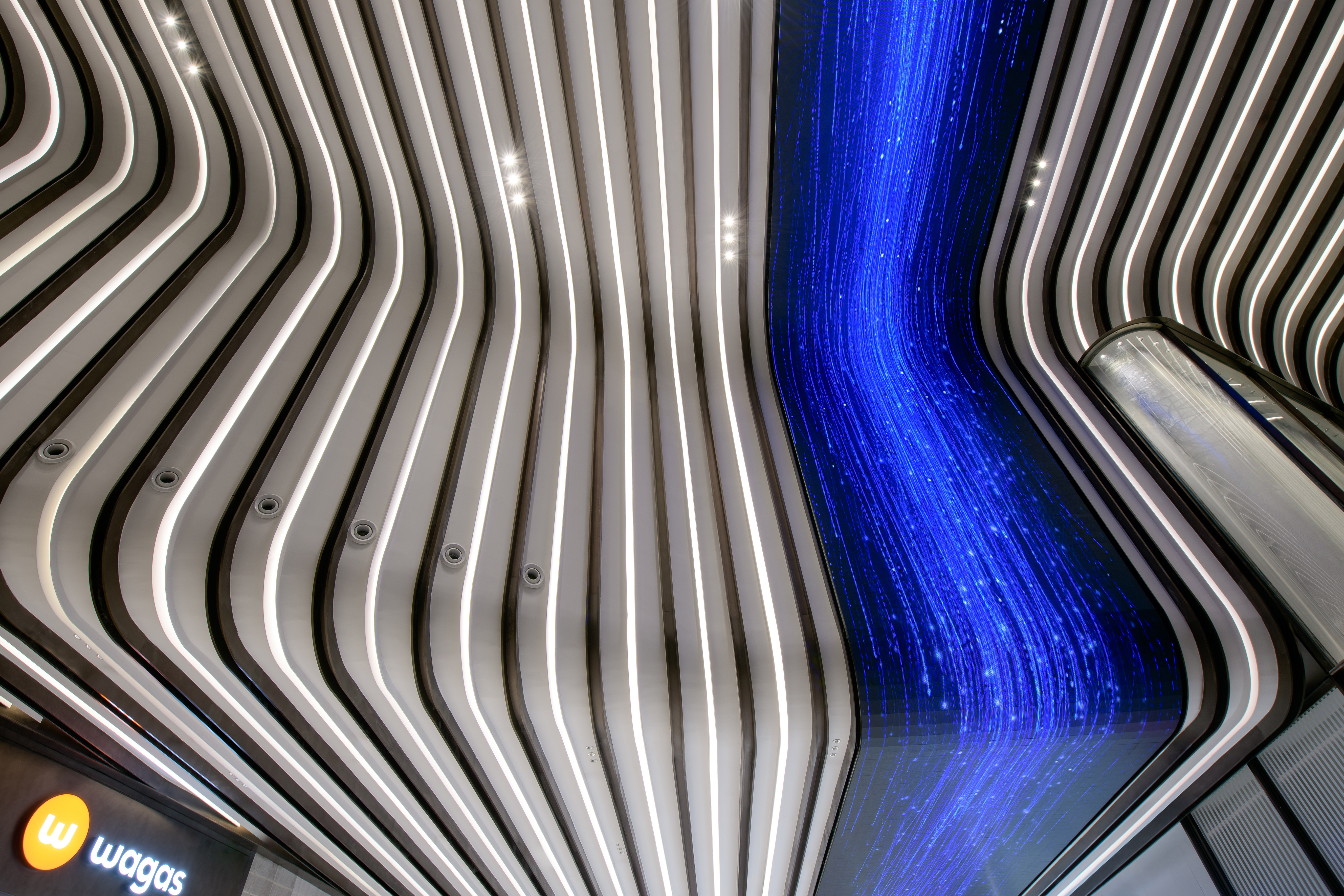 乾正设计 | 龙湖虹桥天街 「光汇都市」